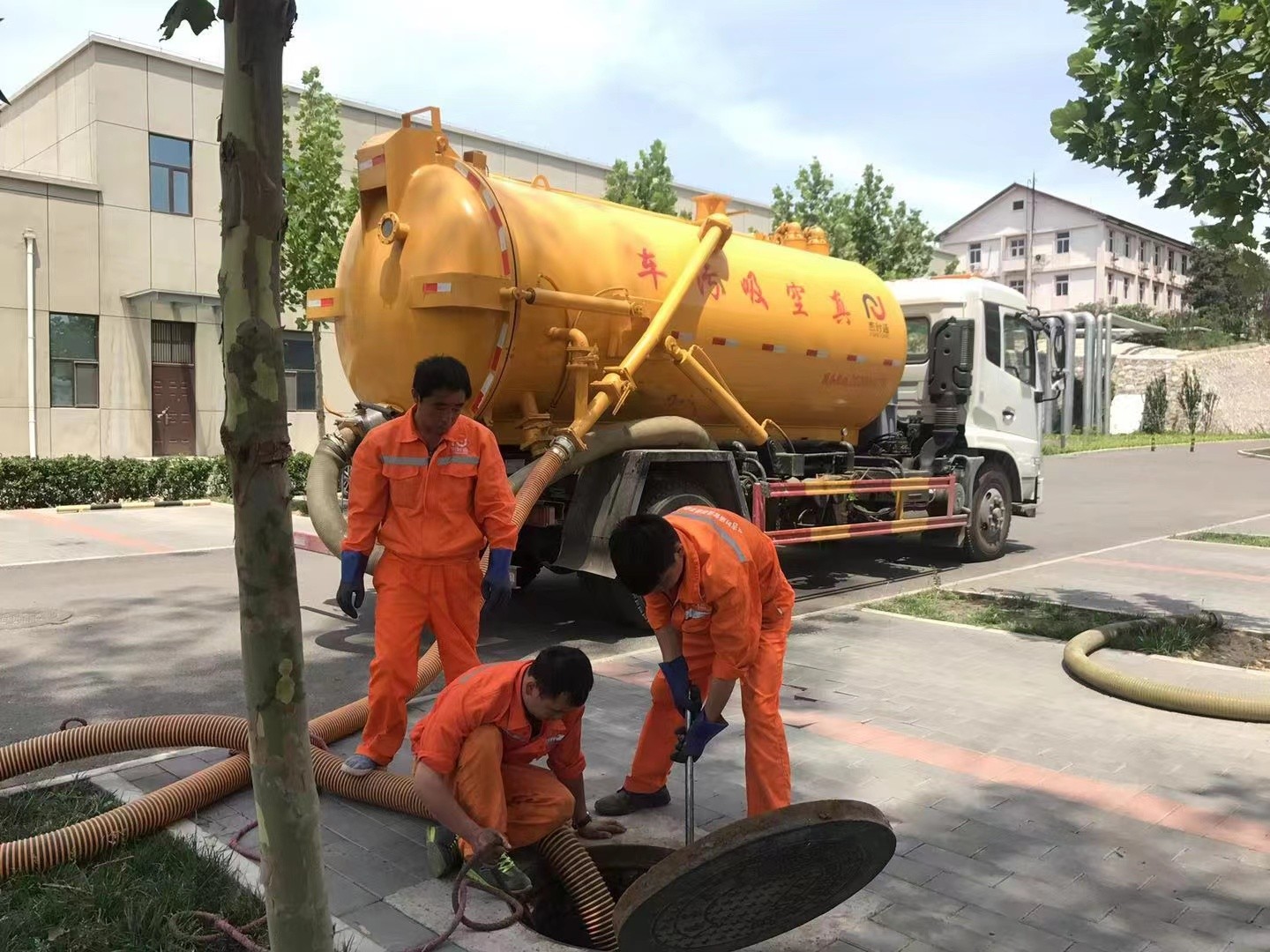 淇县化粪池清理与5-8吨吸粪车施工效率分析